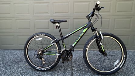 Trek 3500 Mountain Bike, 13" ( 33cm )