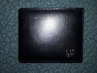 NEW BLACK LEATHER WALLET