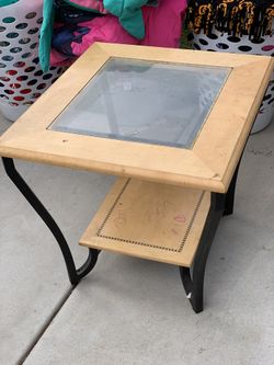 Coffee/End Table