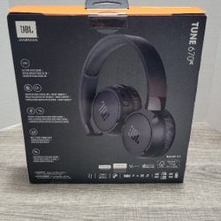 JBL TUNE 670NC Wireless Headphones
