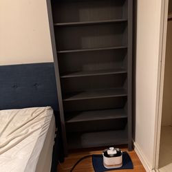 Hemnes Ikea bookshelf