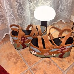 Size 10 Womens heels