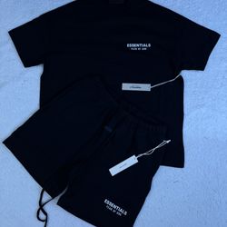 Black And White Essentials Set