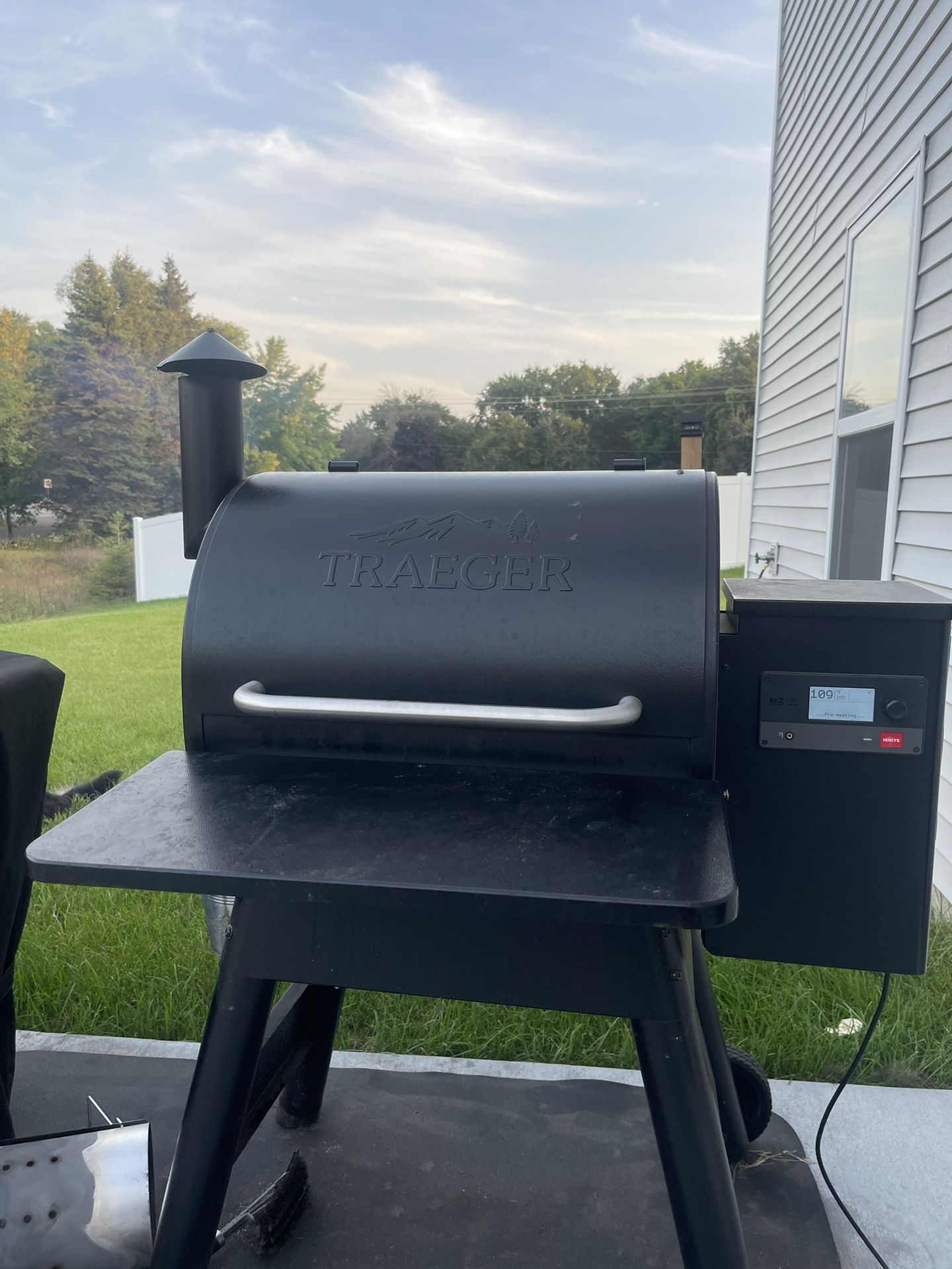 Traeger Pellet Smoker