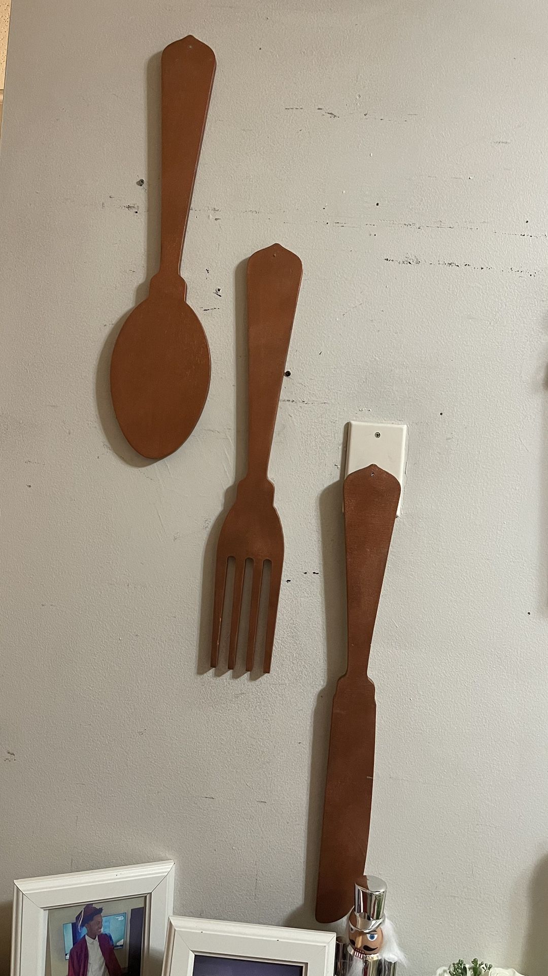 Spoon, fork, knife