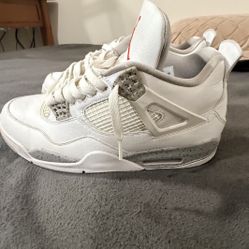 Jordan 4s Size 10.5