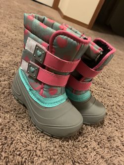 Girl snow boots