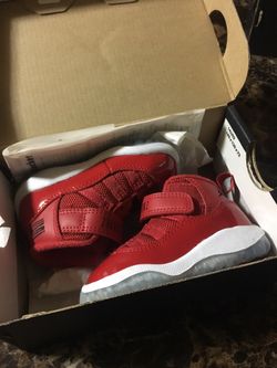 Jordan 11s