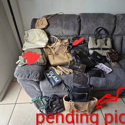 wemens clothing shoes and purses asking $50 for the whole box  no delivery no refunds no meet ups you must pick up 