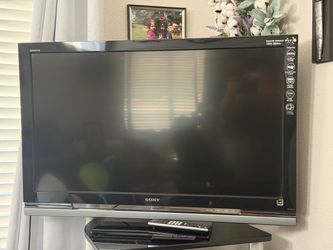 40 inch Sony Bravia TV