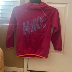 Girls Nike Sweater Medium