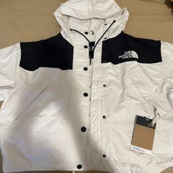 North face Reign on jacket