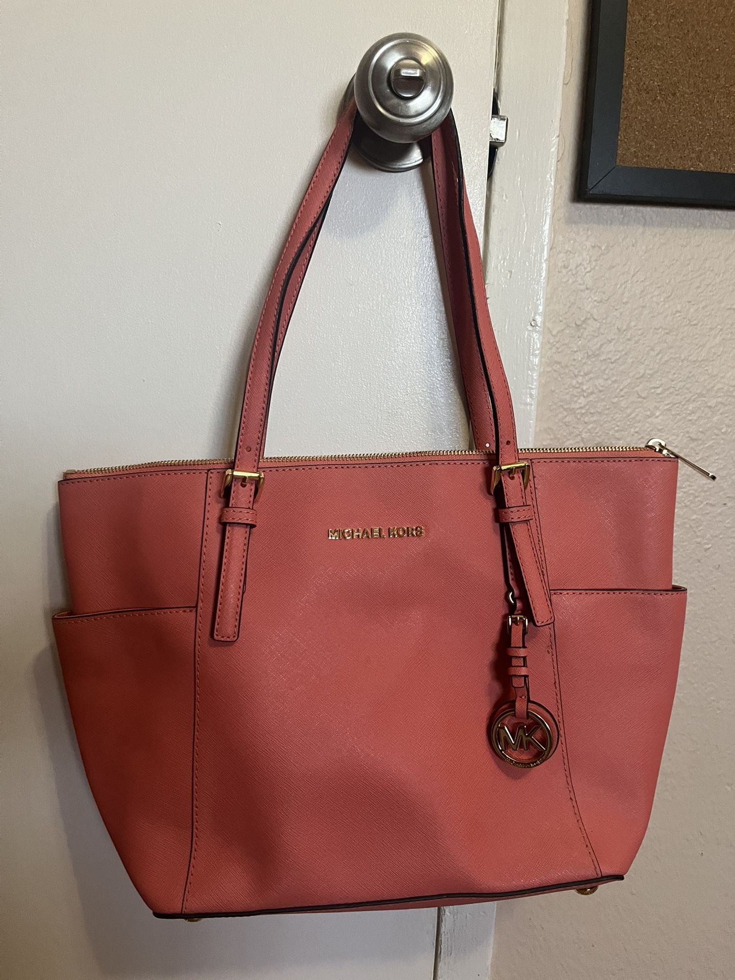 Michael Kors Handbag Purse **LIKE NEW!!**