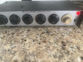 Shure mic mixer