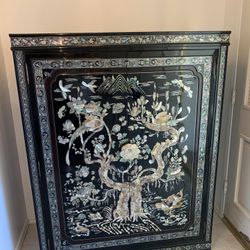 Vintage Black Lacquered Asian Style Dresser with Abalone Shell Inlay