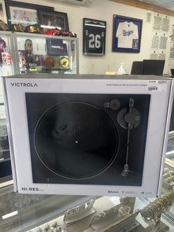 Victrola VPT-1500 Hi-Res Bluetooth Streaming Turntable