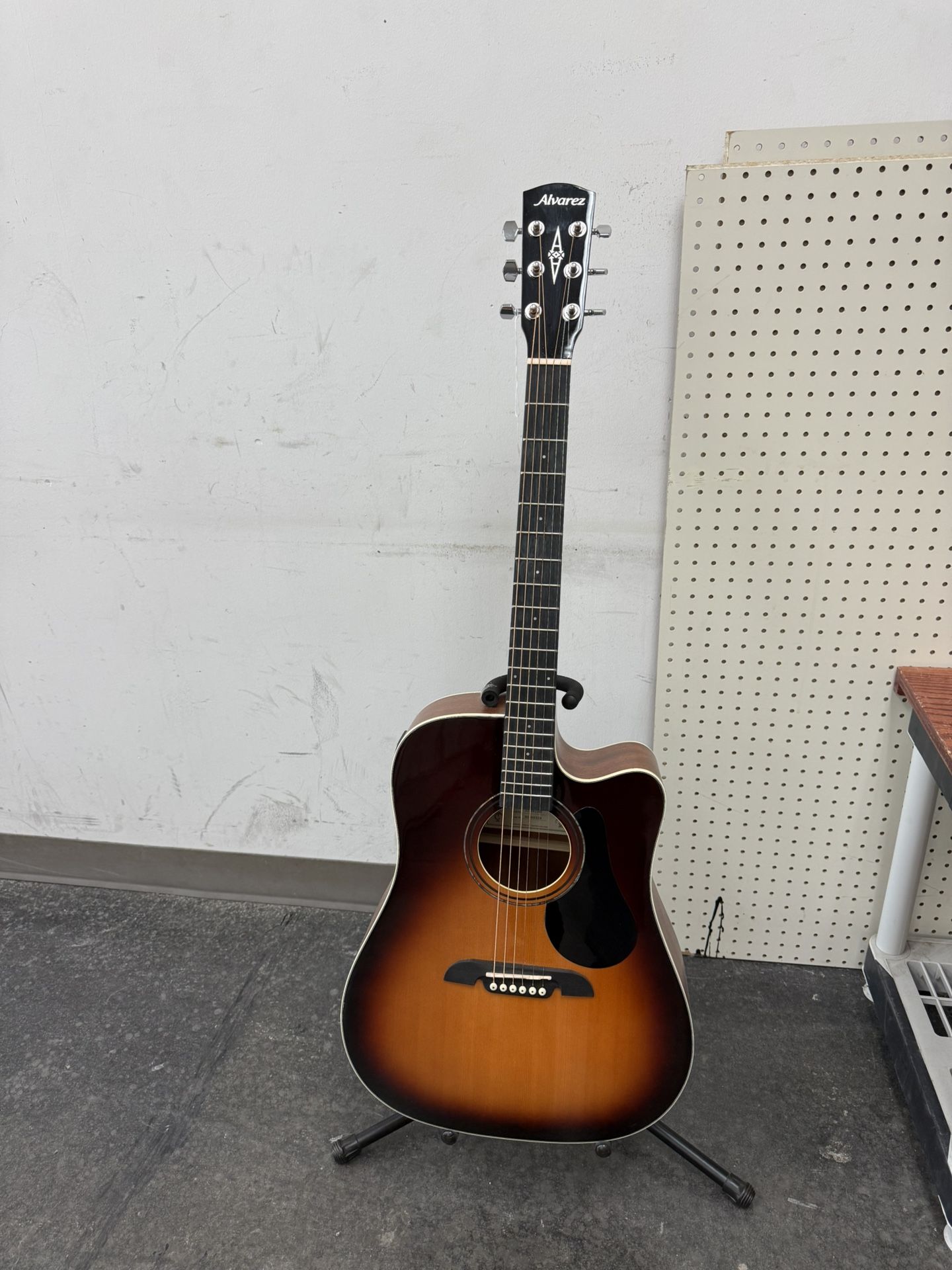 Alvarez Acoustic Guitar