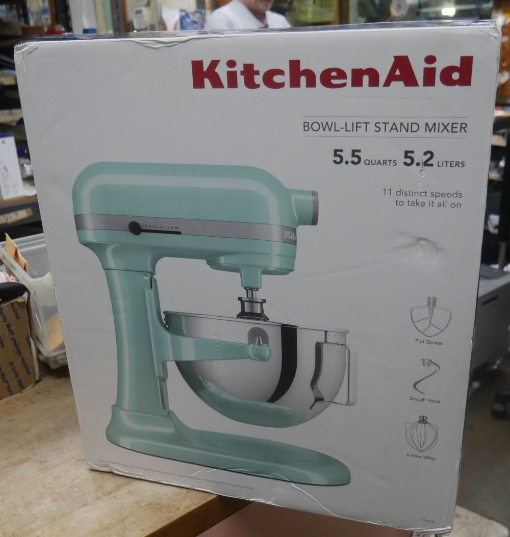 NEW KitchenAid KSM55SXTXIC 10 Speed 5.5qt Bowl-Lift Standalone Mixer - Ice Blue.