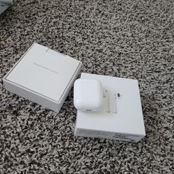 Airpods (2nd Gen)
