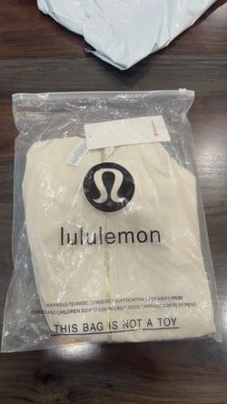 Lulu define jacket
