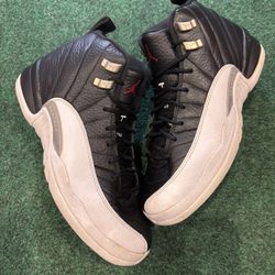 JORDAN 12 PLAYOFF SIZE 7Y