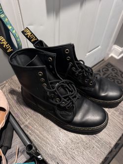 Dr. Martens