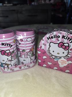 Hello Kitty Salt and pepper shakers  and coasters