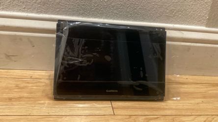 Garmin GPSMAP 943xsv 9” Chartplotter/Fish Finder