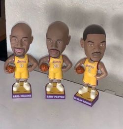(3) Lakers Bobbleheads