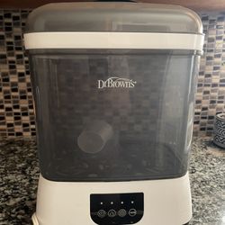 Dr browns Bottle sterilizer 