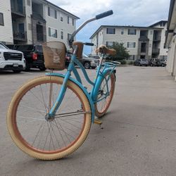 Huffy Nel Lusso Classic Cruiser