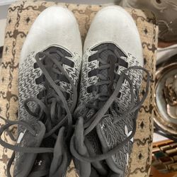 Beautiful Pair Of Under Armour Shoes
