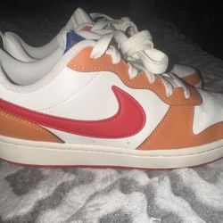 Nike 