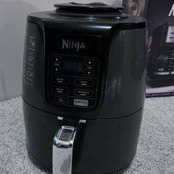  Ninja Air fryer 