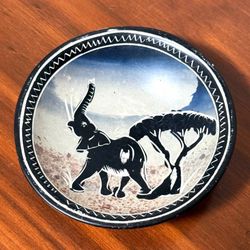 Vintage Collectible African Hand Painted And Carved Soapstone Trinket Bowl Accent Decor