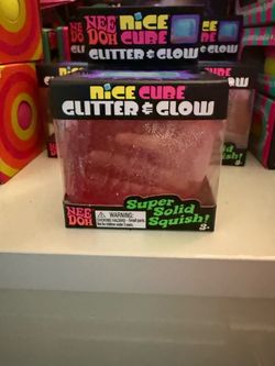 Glitter & Glow Pink Nice Cube Needoh