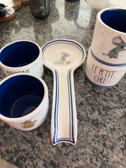 Ratatouille 4 piece small bowls & Spoon rest