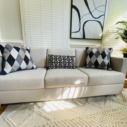 Free Delivery! Barely used Premium Quality Ivory Office Sofa, Brand New condition! From Pet free home