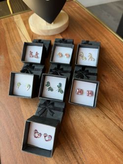 Silver Earrings 💎💎