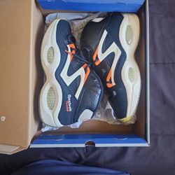Reebok PUMP IT UP