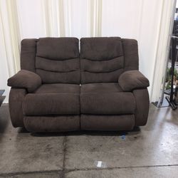 Brown Upholstered Reclining Loveseat with Padded Arms