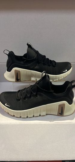 NIKE FREE METCON 6 “BLACK COCONUT MILK GUM”