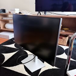 Dell UltraSharp U2723QE 27” 4K USB‑C Hub Monit