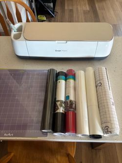 Cricut Maker with Cutting Mat and Vinyl Rolls
