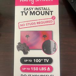 Hang Smart TV mount