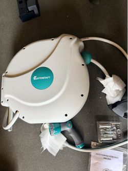 Retractable hose