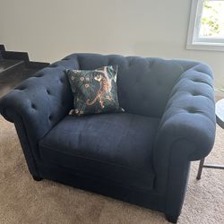 Oversized Couch Chair 