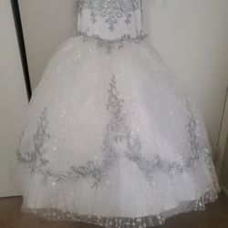Size 8 Dress For Girls/ Flower Girls/Baptism/wedding