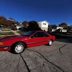 Classic Ford Thunderbird 
