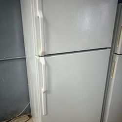 Ge Fridge and Gas Stove Asking 575 For both